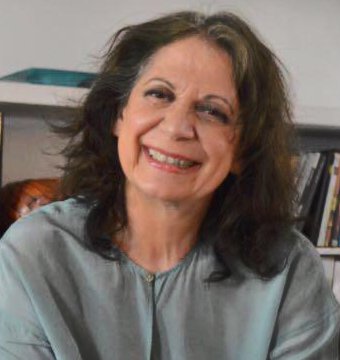 noemi diseño humano mujer sonriendo terapeuta